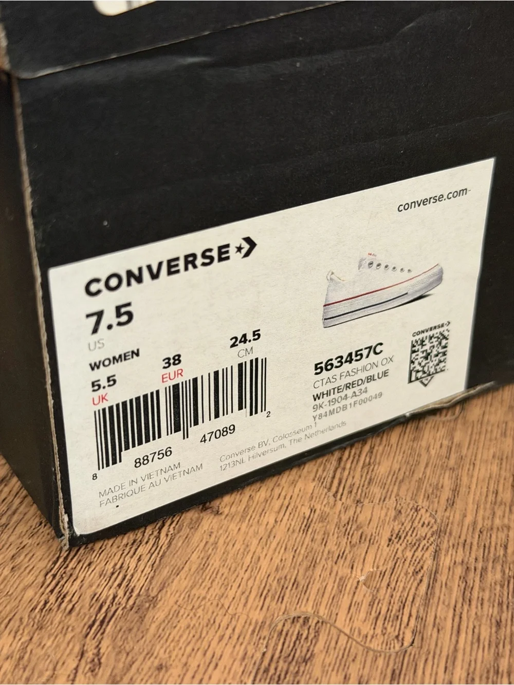 Converse brand new